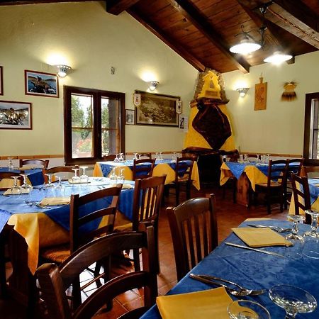 Hotel Il Nido Dell'Aquila Villanova Strisaili Exterior photo